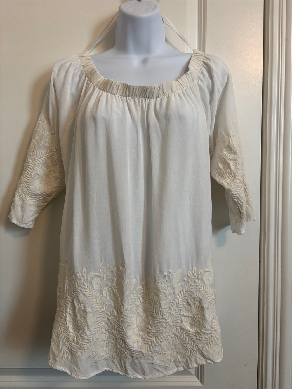 Renee C. Women’s Cream Embroidered Off the Shoulder Peasant Top M